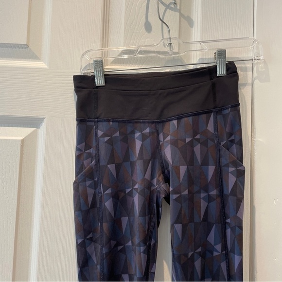 Lululemon Speed Tight II Stained Glass‎ Love Nightfall Black size 2 - Picture 6 of 9